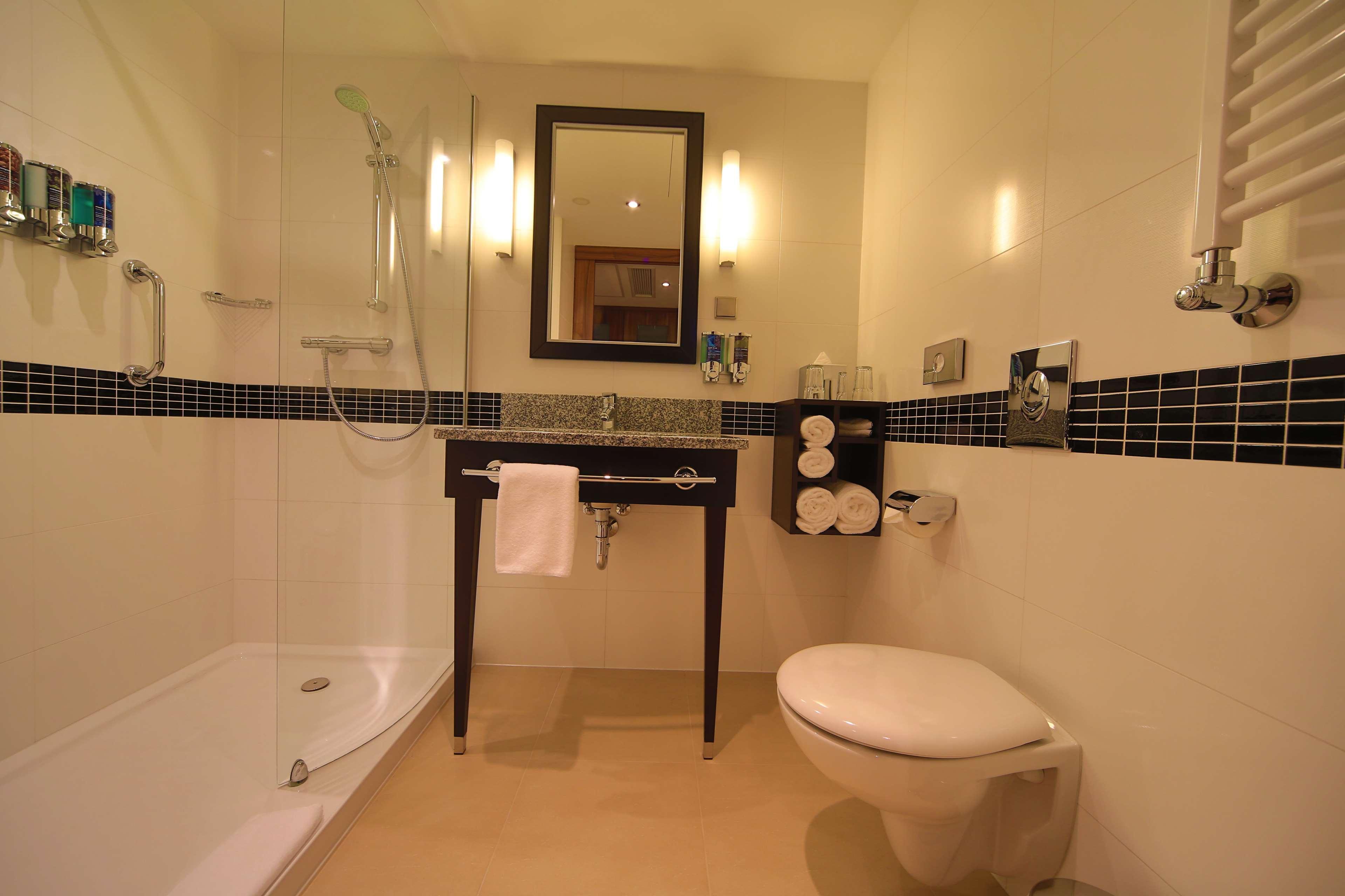 Hotel Hampton By Hilton 3*