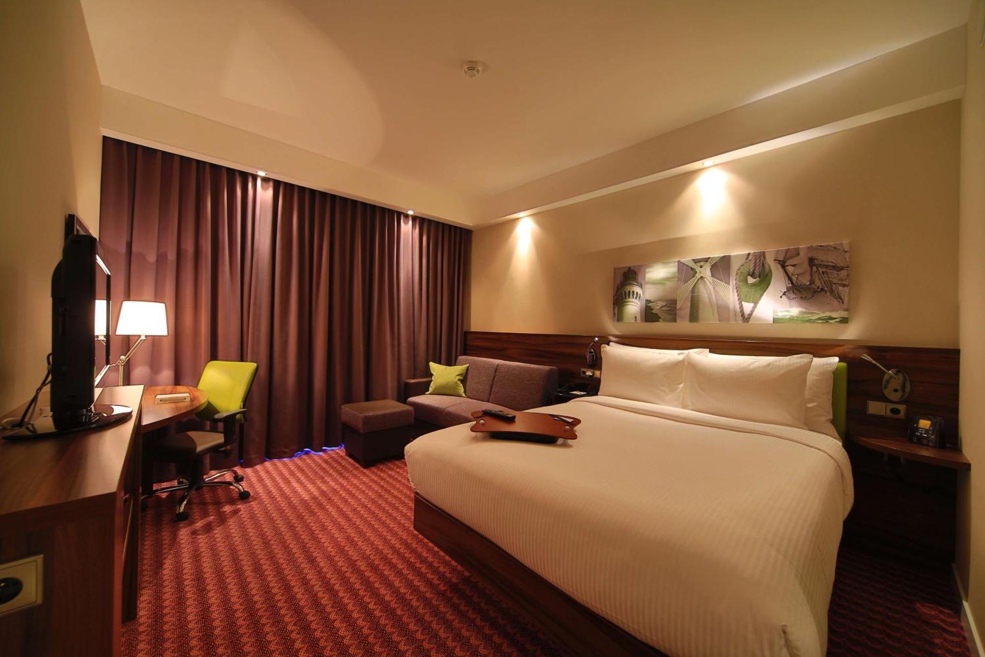 Hotel Hampton By Hilton